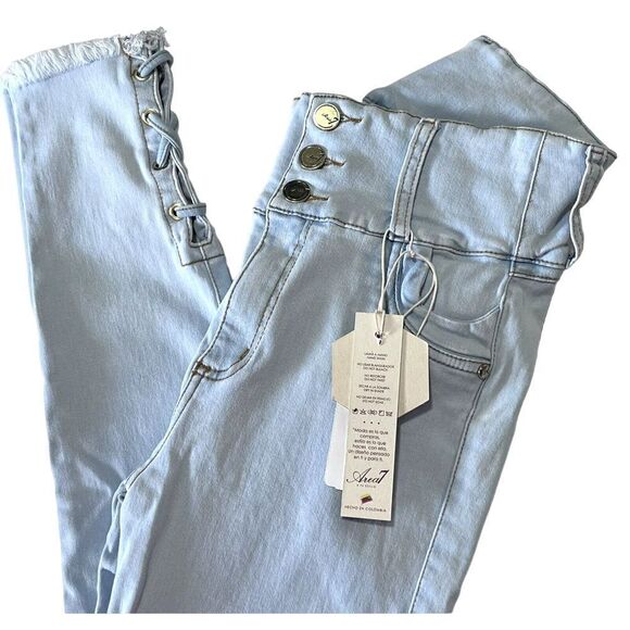 AREA‎ 7 Women's Light Blue Skinny Stretch Jeans with Braided Hem and Lift Effect - Picture 1 of 16